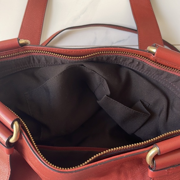 Danier leather shoulder bag - Picture 6 of 7